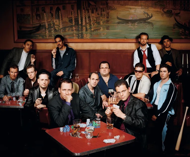 La PayPal Mafia fotografata nel 2007 al ristorante Tosca di San Francisco, con Peter Thiel al centro